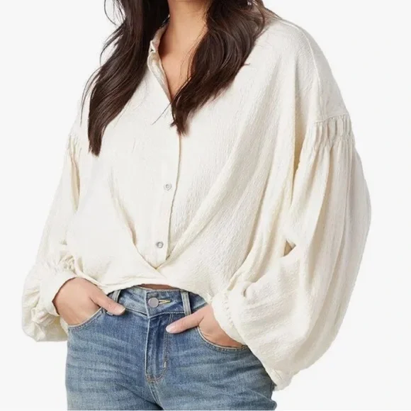 We The Free Ivory Rockaway Oversized Crop Shirt Medium - Picture 3 of 11